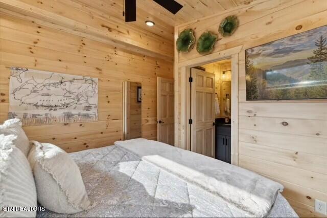 - Round Top Way Sevierville, TN 37862 - Photo 15 of 26 bedroom 1