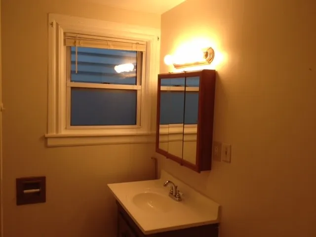 $1,800 | 114 Summer Street, Unit 1, Lincoln, RI 02838