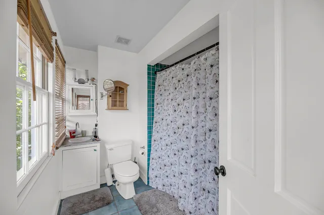 $2,295,000 | 4 Bogard Street, Charleston, SC 29403