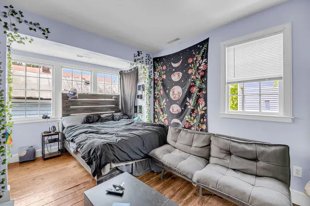 $2,295,000 | 4 Bogard Street, Charleston, SC 29403