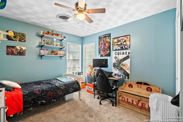 $216,000 | 1006 East Fannin Street, Beeville, TX 78102