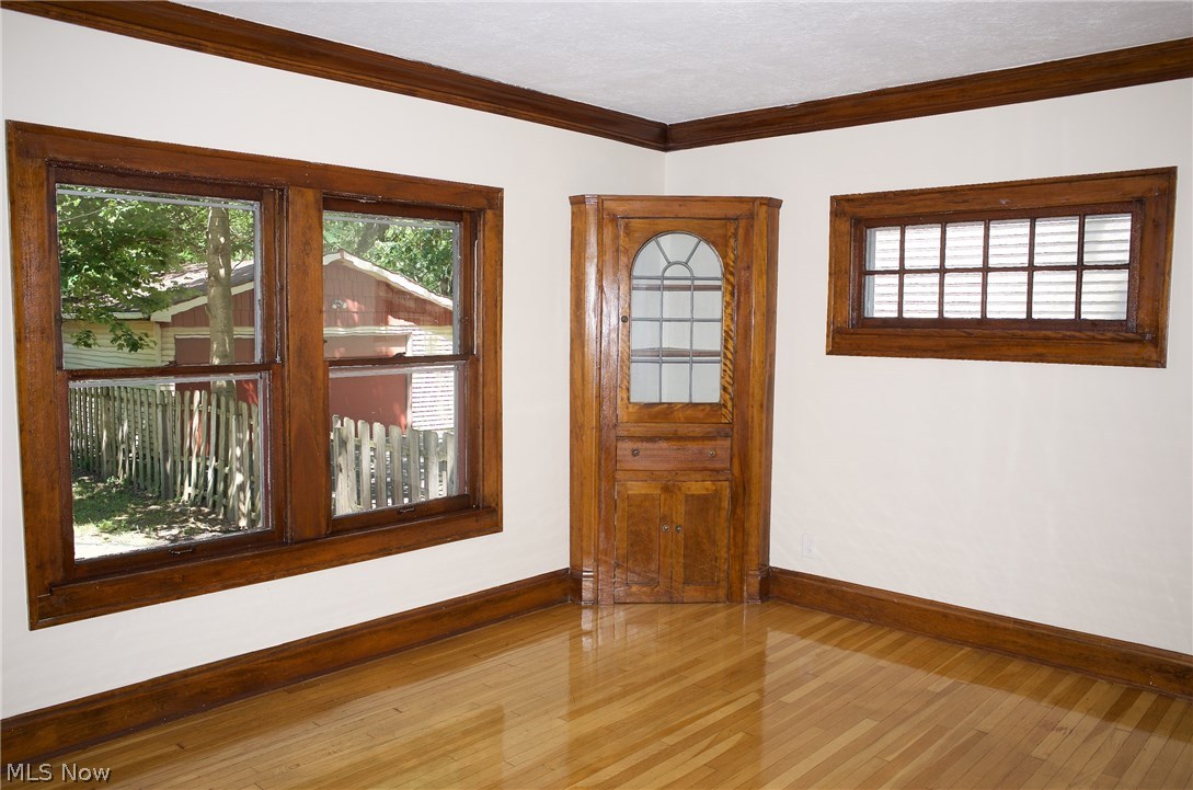 882 Cambridge Road Cleveland Heights, OH 44121 - Photo 7 of 20