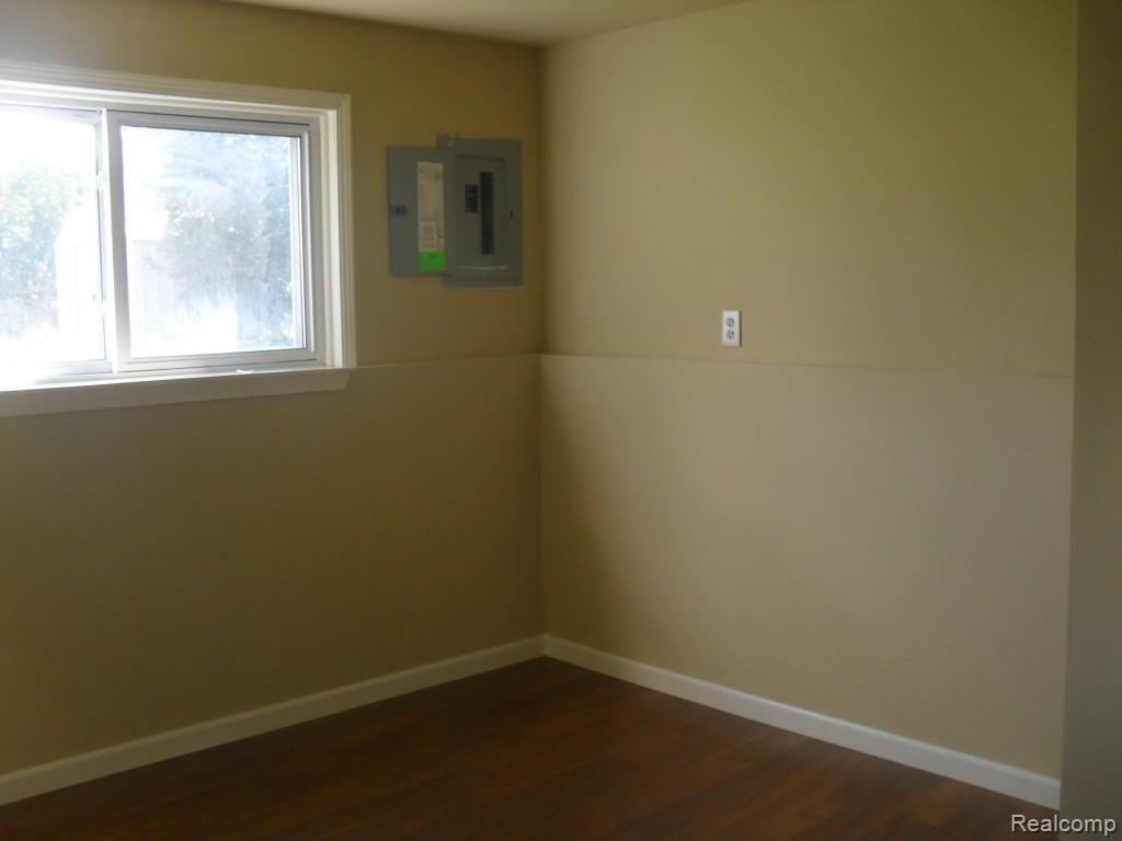 13662 Martin Road Warren, MI 48088 - Photo 17 of 24 Martin 023.jpg