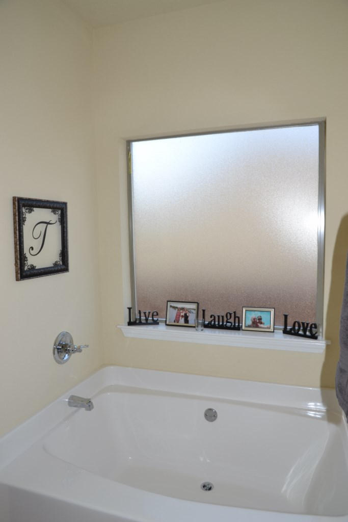 638 Red Fern Road Crestview, FL 32536 - Photo 30 of 55 638 Red Fern Rd 38 Garden Tub