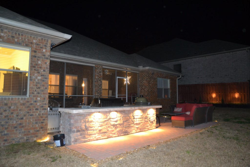 638 Red Fern Road Crestview, FL 32536 - Photo 7 of 55 a view of a patio with couches and table and chairs