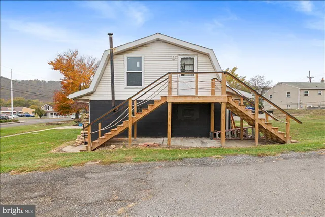 $224,500 | 1018 Lexington Avenue, Cumberland, MD 21502