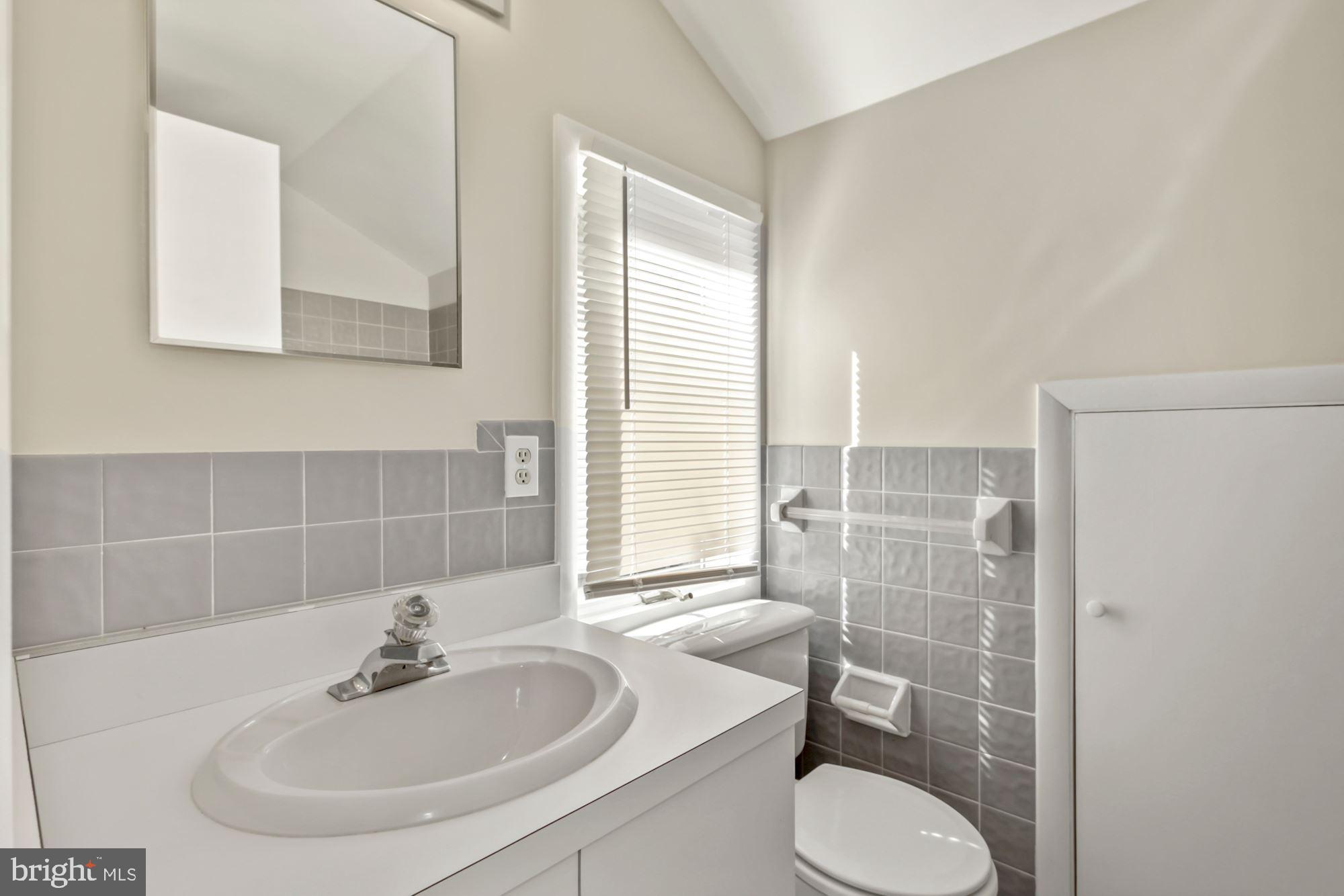 6203 Winston Drive Bethesda, MD 20817 - Photo 24 of 35 Upper-level 3rd bathroom