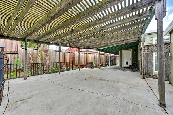 $429,999 | 2741 Rice Avenue, West Sacramento, CA 95691