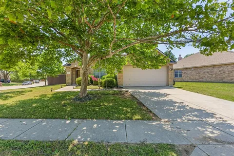 $375,000 | 9101 Norwich Drive, McKinney, TX 75071