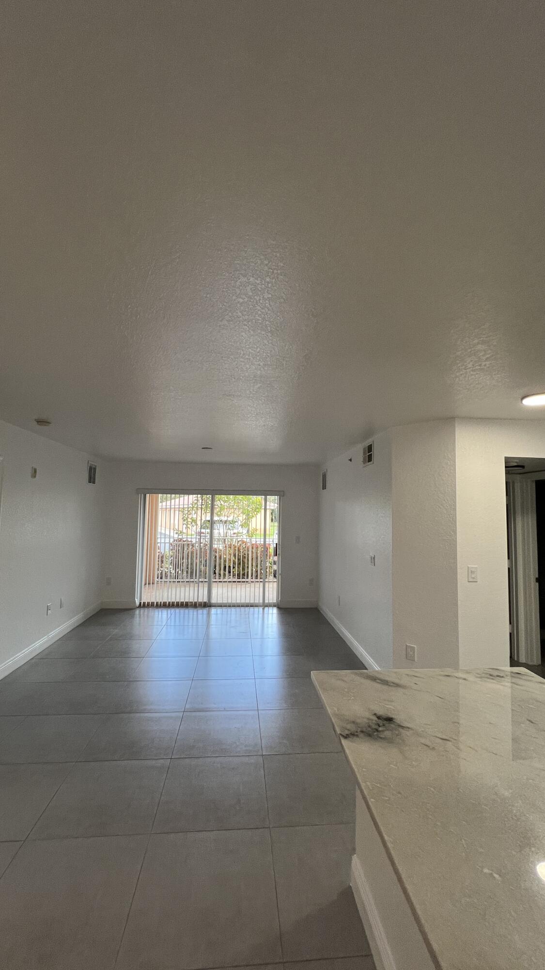 191 Southwest Palm Drive, Unit 105 Port St. Lucie, FL 34986 - Photo 11 of 23 IMG_9923