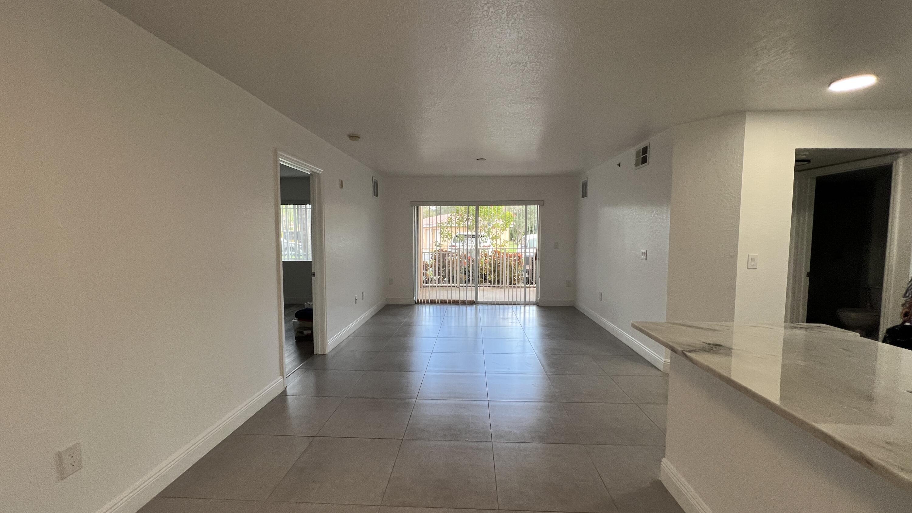 191 Southwest Palm Drive, Unit 105 Port St. Lucie, FL 34986 - Photo 12 of 23 IMG_9922