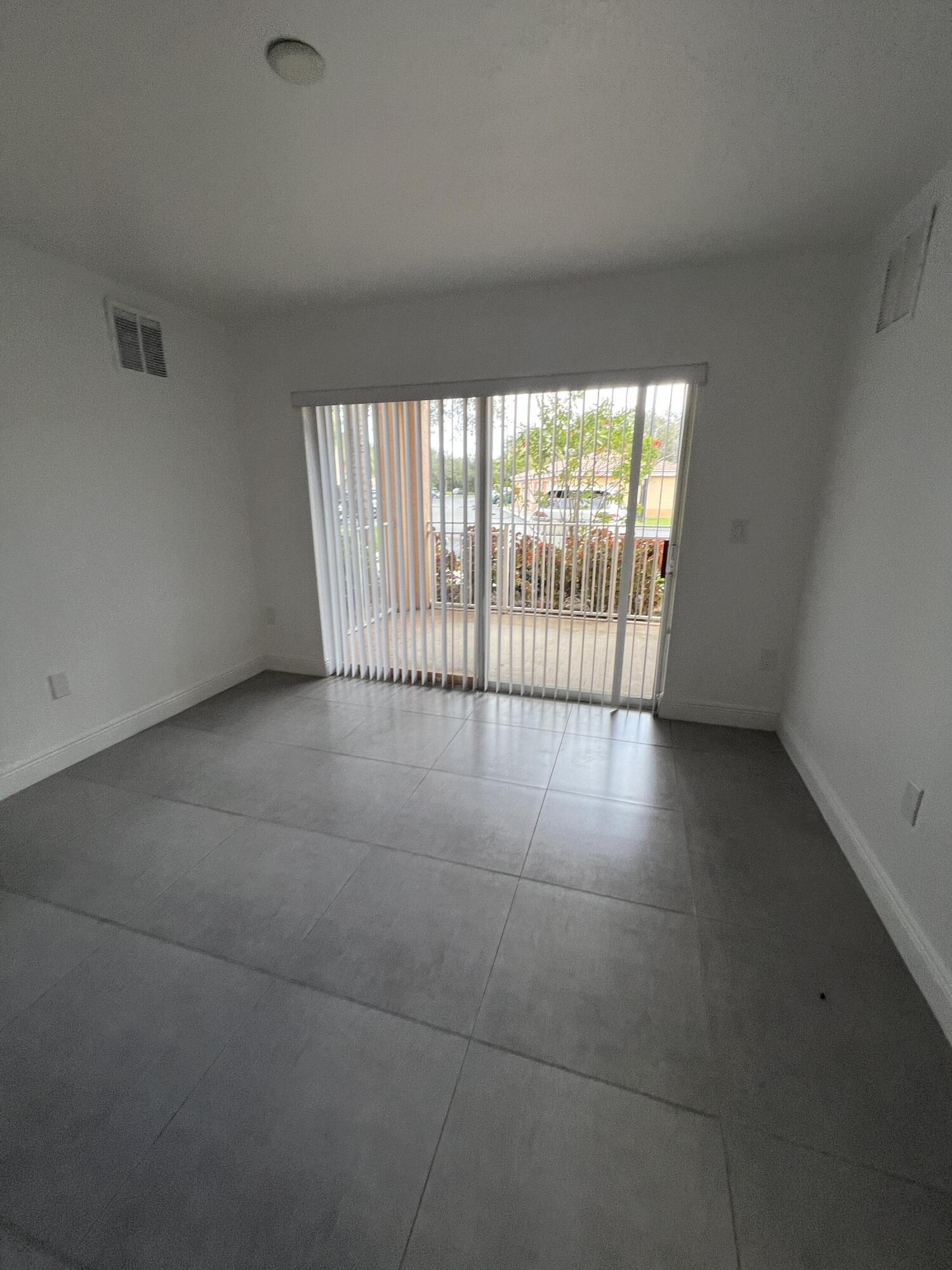 191 Southwest Palm Drive, Unit 105 Port St. Lucie, FL 34986 - Photo 16 of 23 IMG_9895