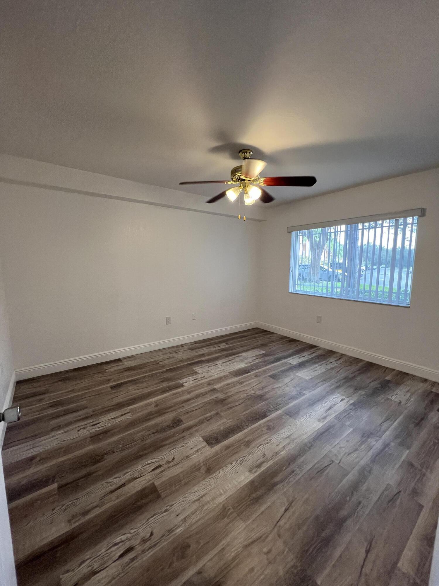 191 Southwest Palm Drive, Unit 105 Port St. Lucie, FL 34986 - Photo 17 of 23 IMG_9900