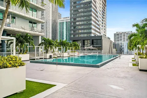 $419,999 | 690 Southwest 1st Court, Unit 1709, Miami, FL 33130