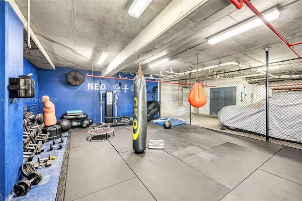 $419,999 | 690 Southwest 1st Court, Unit 1709, Miami, FL 33130