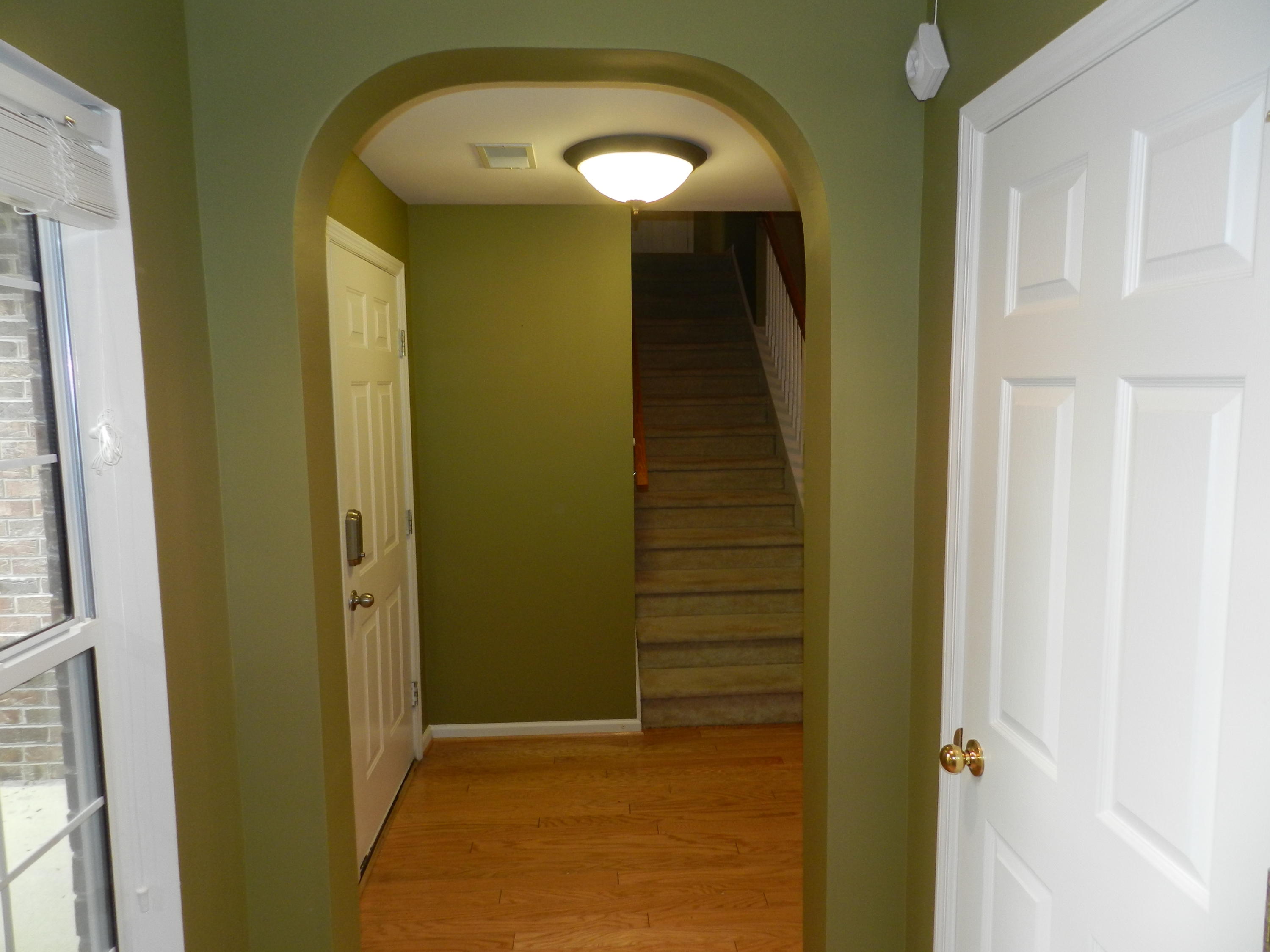 572 Pointe Of Oaks Road Summerville, SC 29485 - Photo 3 of 23 DSCN3382