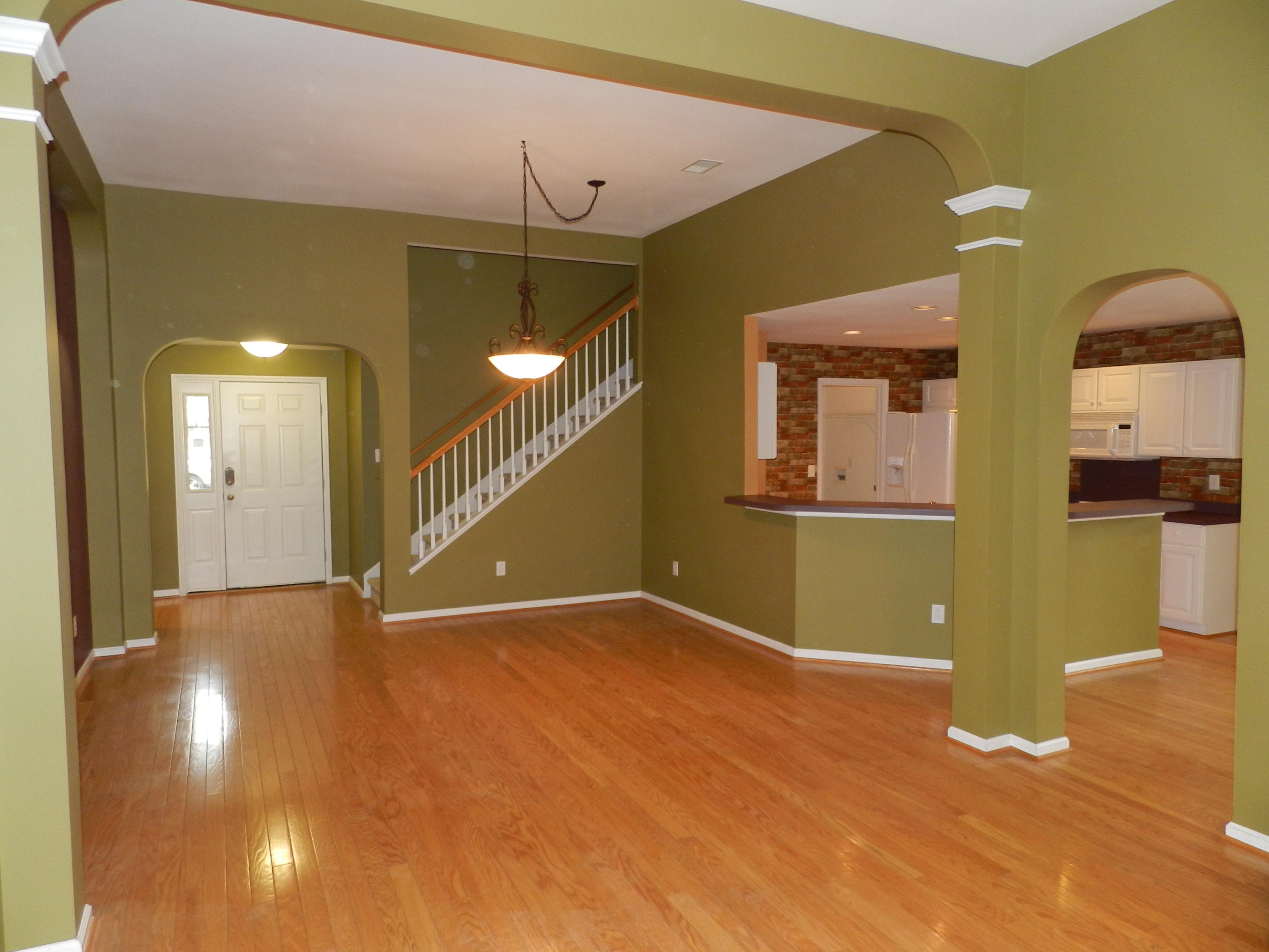 572 Pointe Of Oaks Road Summerville, SC 29485 - Photo 4 of 23 DSCN3389