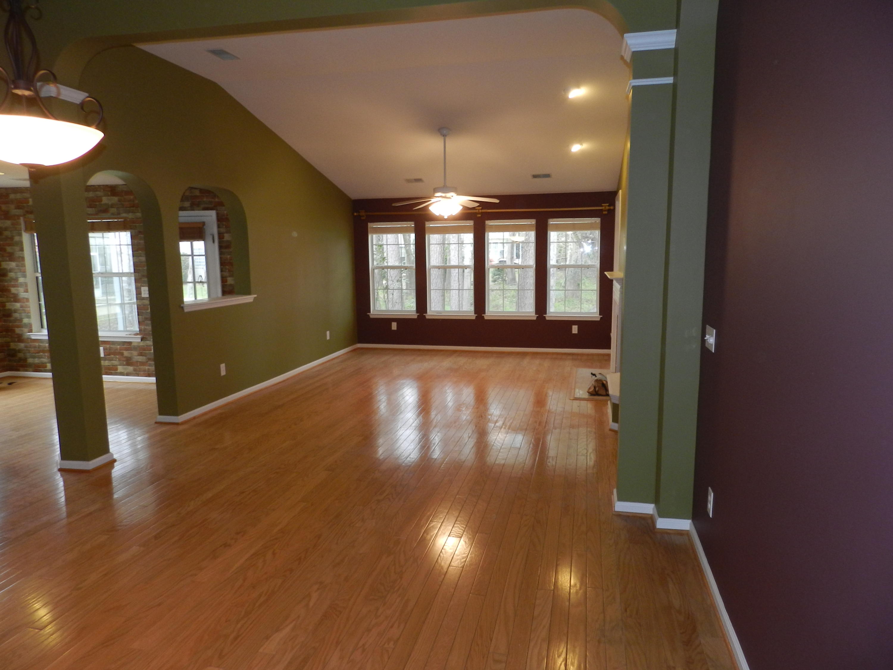 572 Pointe Of Oaks Road Summerville, SC 29485 - Photo 5 of 23 DSCN3388