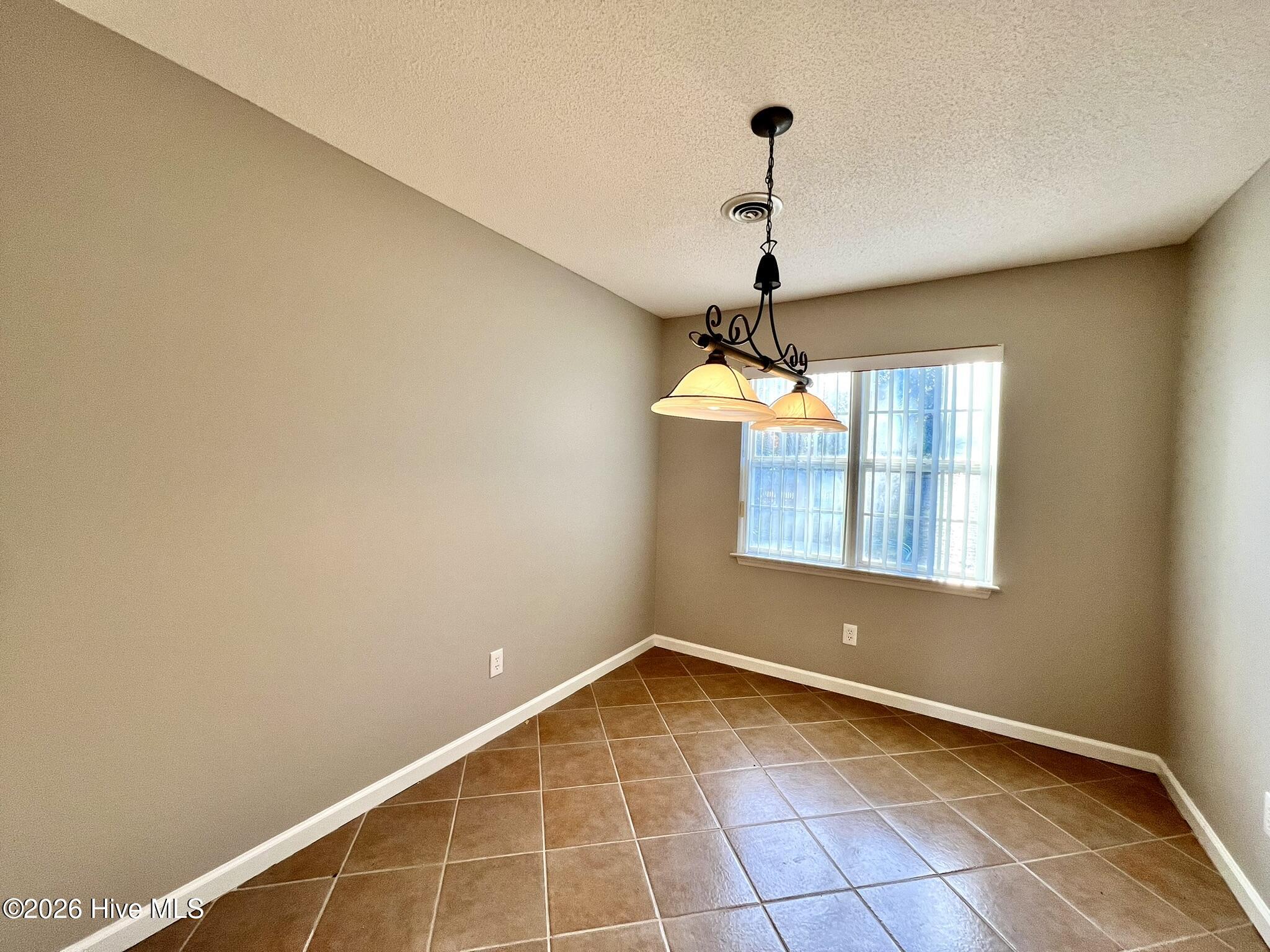 1006 Steeplechase Road Wilmington, NC 28412 - Photo 5 of 28