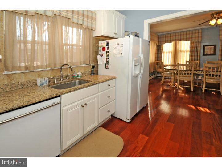 311 Dallas Road Willow Grove, PA 19090 - Photo 8 of 25 Kitchen