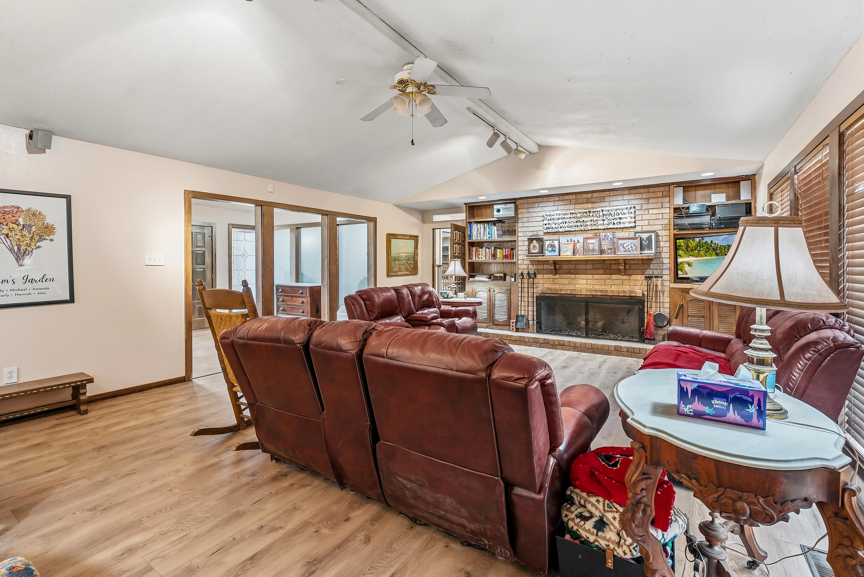 3807 68th Street Lubbock, TX 79413 - Photo 15 of 30 IMG_8394