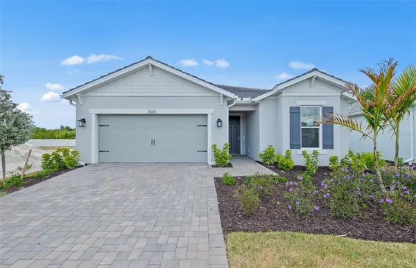 $475,000 | 1828 Silver Shrs Boulevard, Englewood, FL 34223
