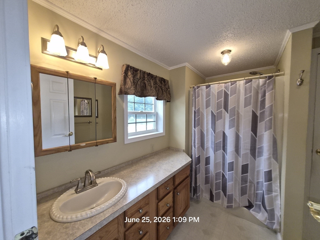 5 Fox Run Brookfield, MA 01506 - Photo 15 of 22