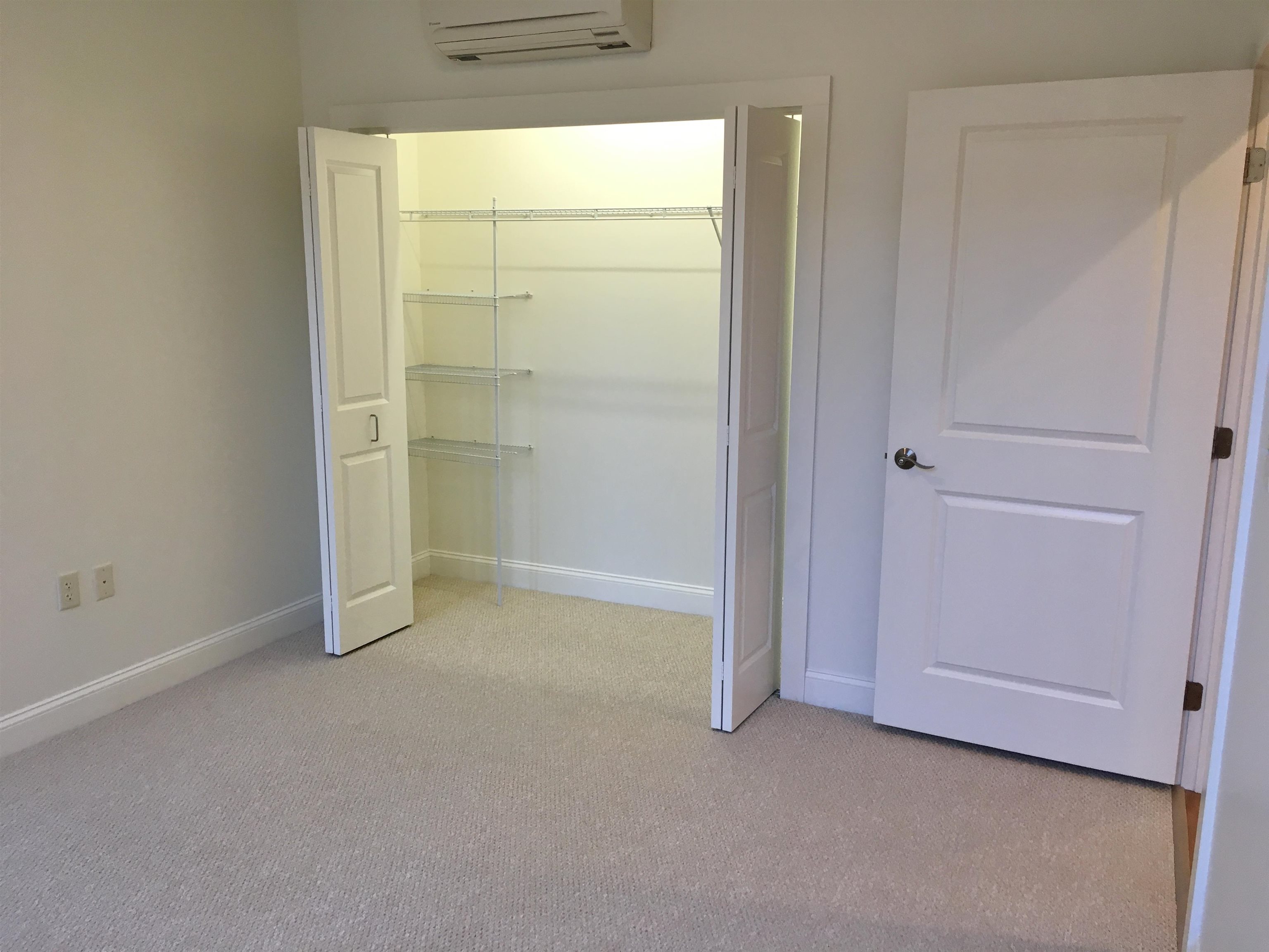 875 Elm Street, Unit 206 Manchester, NH 03101 - Photo 17 of 40