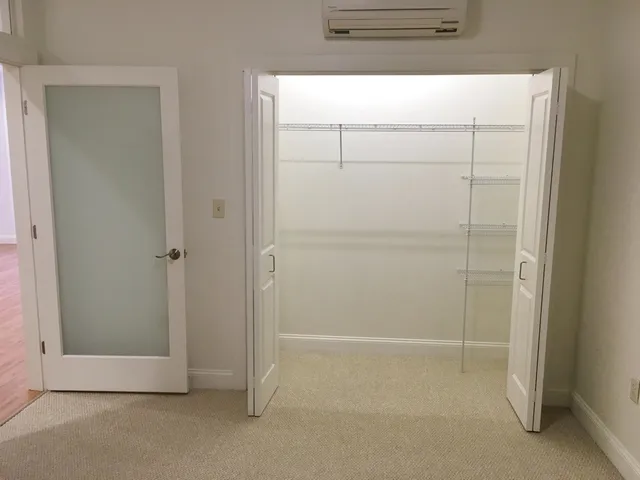 $2,121 | 875 Elm Street, Unit 206, Manchester, NH 03101