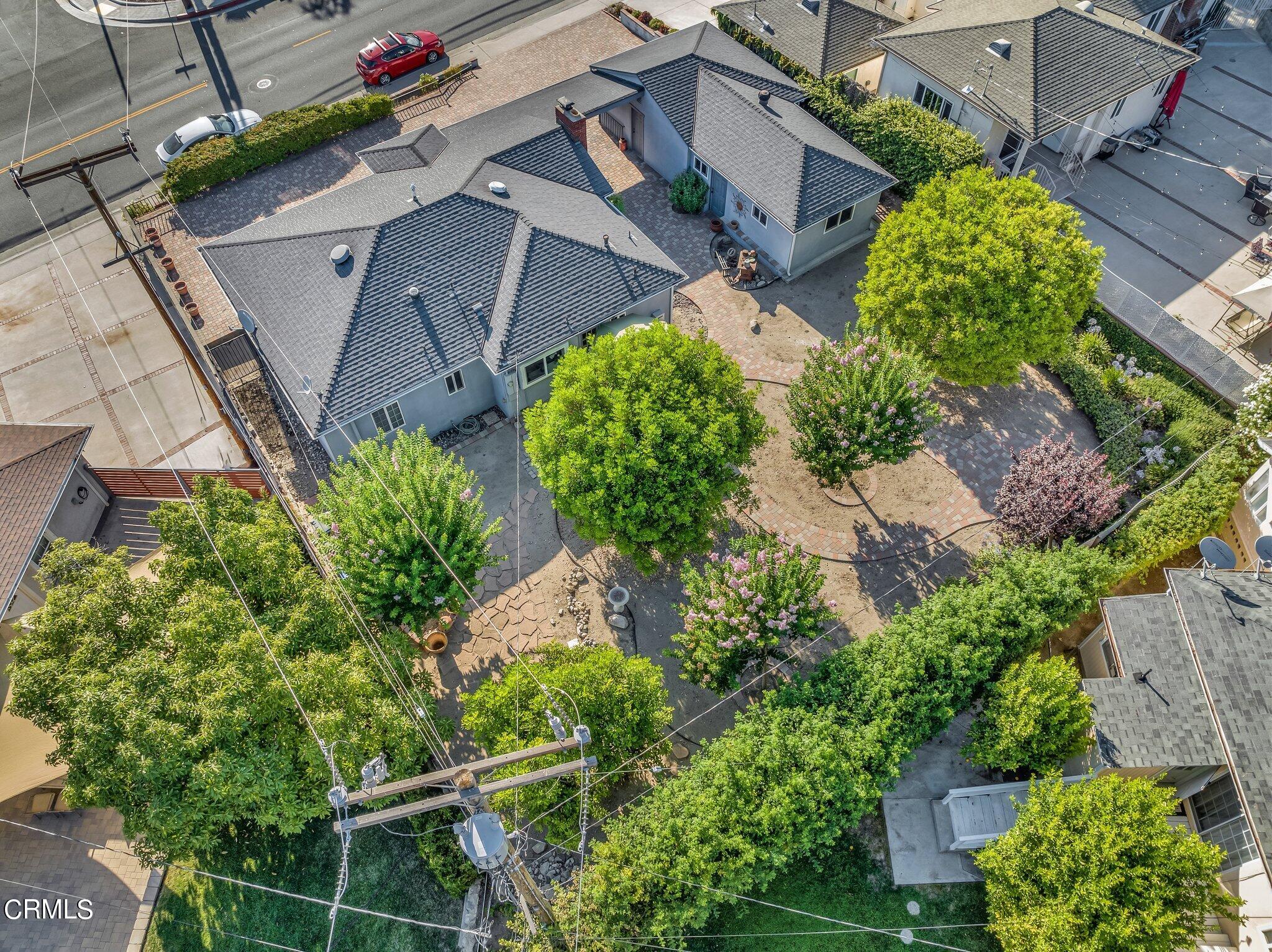 4632 Pennsylvania Avenue La Crescenta, CA 91214 - Photo 33 of 41 an aerial view of a house