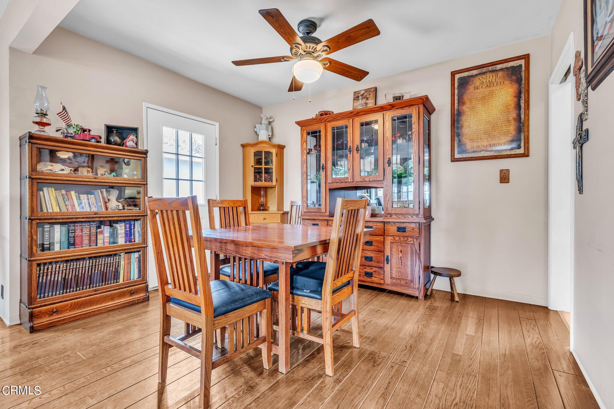 4632 Pennsylvania Avenue La Crescenta, CA 91214 - Photo 7 of 41 a view of a dining room with furniture and wooden floor