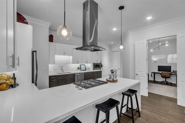 $445,000 | 510 Lovett Boulevard, Unit 404, Houston, TX 77006