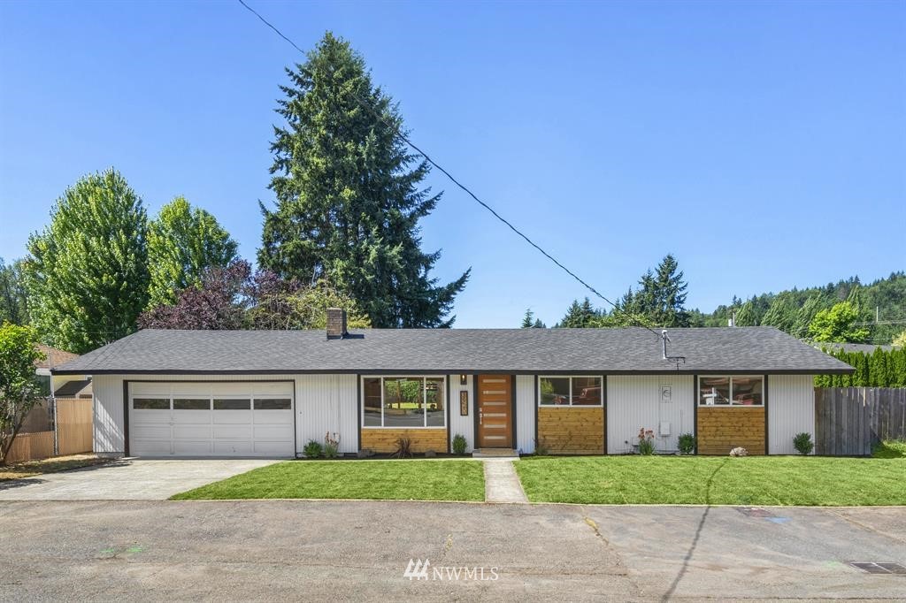 3920 Southeast 11th Street Renton, WA 98058 - Photo 2 of 23 Gallery Image 2