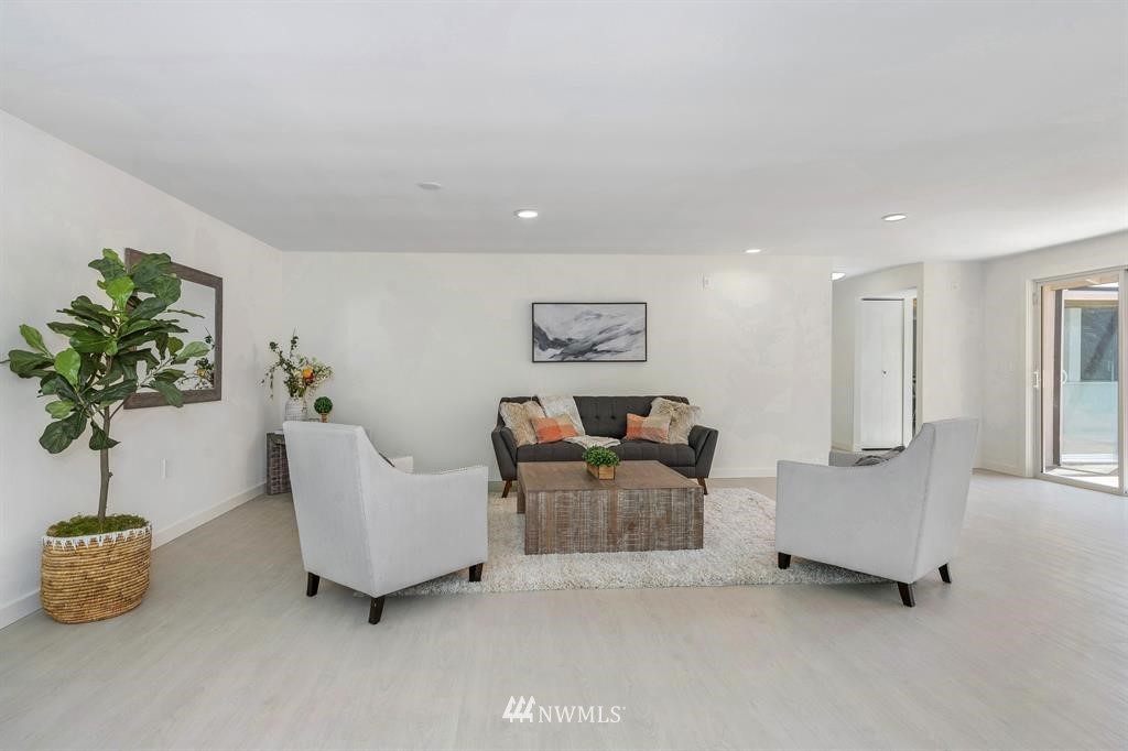 3920 Southeast 11th Street Renton, WA 98058 - Photo 11 of 23 Gallery Image 11
