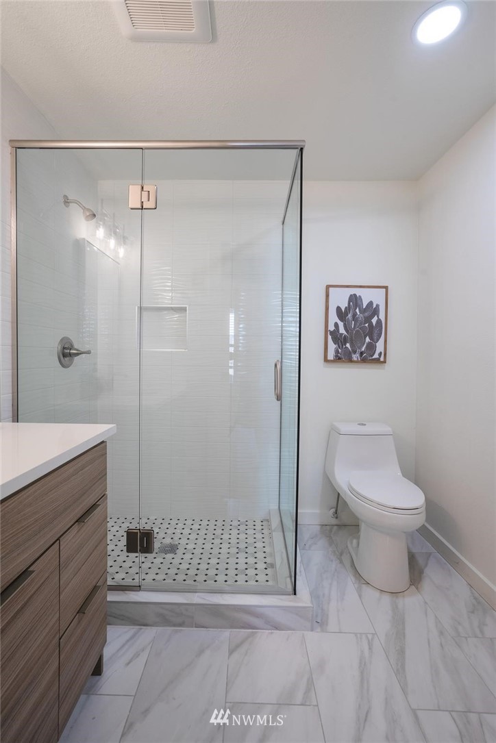 3920 Southeast 11th Street Renton, WA 98058 - Photo 14 of 23 Gallery Image 14