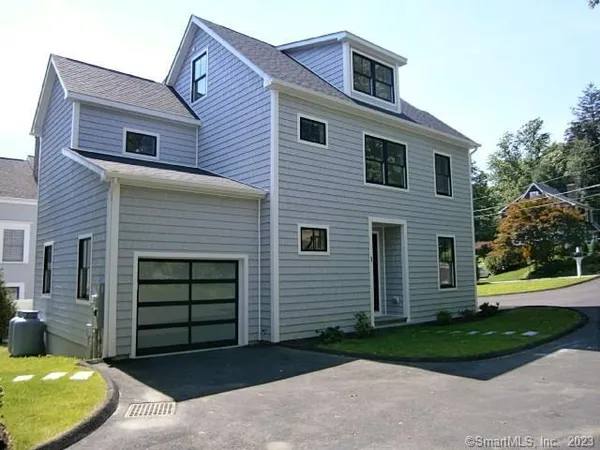 $9,500 | 70 Seminary Street, Unit 1, New Canaan, CT 06840