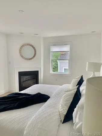 $9,500 | 70 Seminary Street, Unit 1, New Canaan, CT 06840