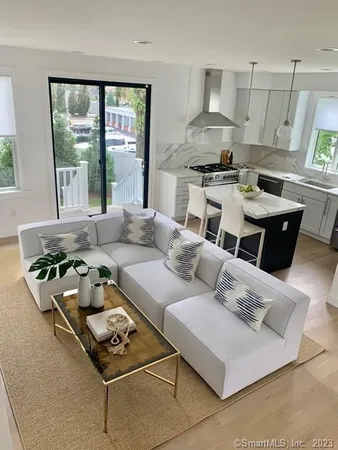 $9,500 | 70 Seminary Street, Unit 1, New Canaan, CT 06840