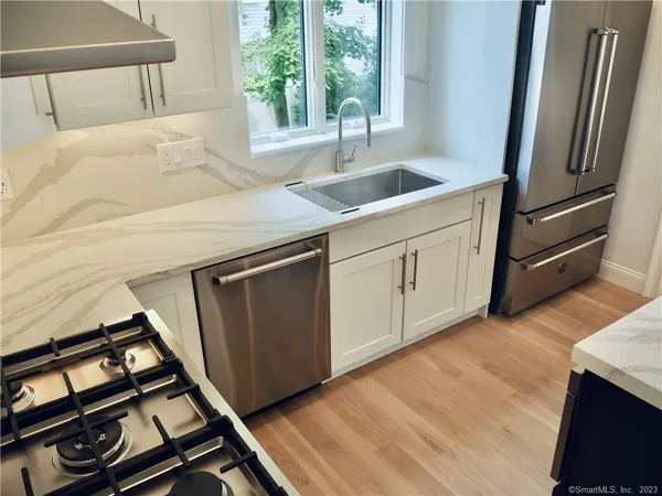 $9,500 | 70 Seminary Street, Unit 1, New Canaan, CT 06840