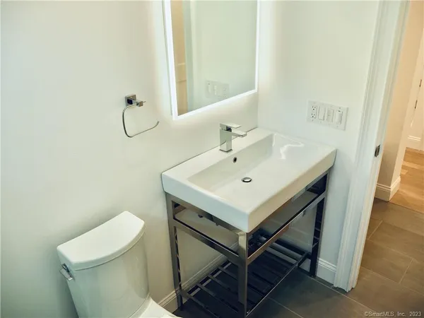 $9,500 | 70 Seminary Street, Unit 1, New Canaan, CT 06840