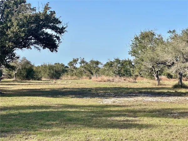 $1,350,000 | 1522-1524 16th Street, Rockport, TX 78382