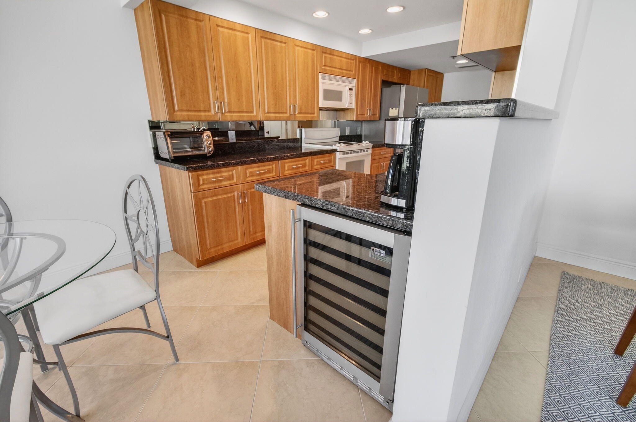 350 South Ocean Boulevard, Unit 3C Boca Raton, FL 33432 - Photo 20 of 109 Wine Refrigerator