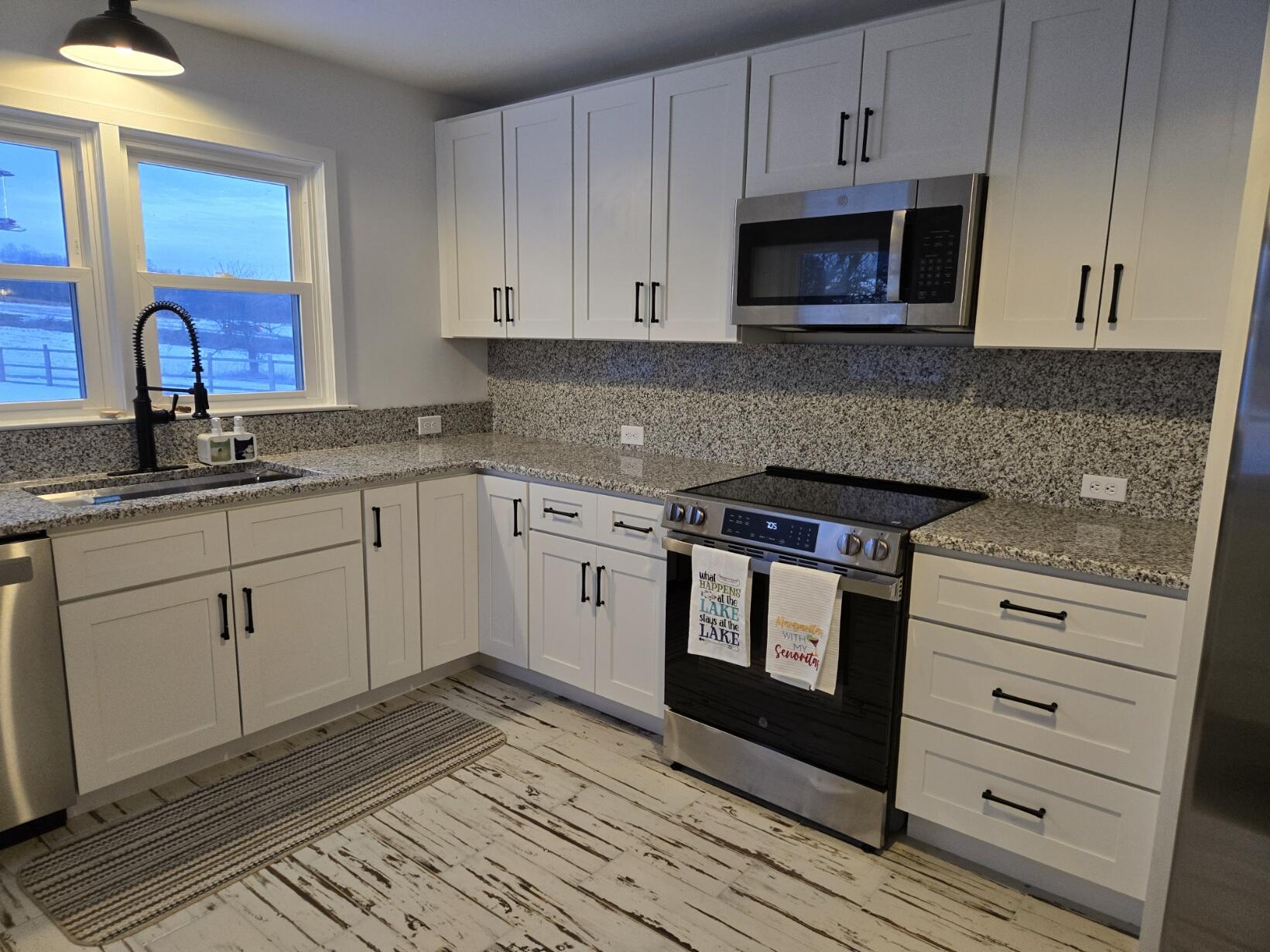 4015 White House Road Moneta, VA 24121 - Photo 16 of 37 20260206_072830