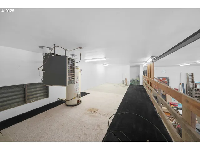 $589,900 | 333 South Old Pacific Highway, Myrtle Creek, OR 97457