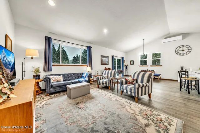 $625,000 | 39 James Way, Oldtown, ID 83822