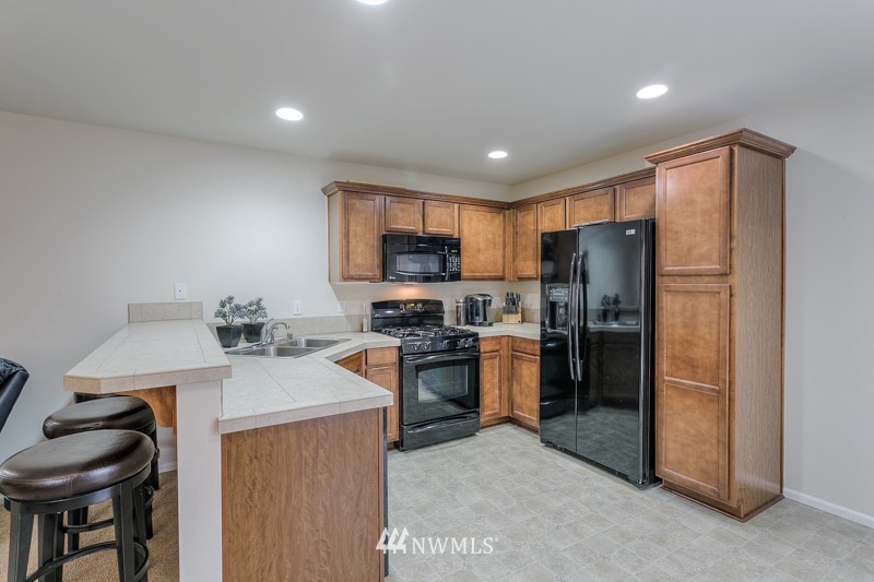 4210 167th Place Southeast Bothell, WA 98012 - Photo 6 of 19