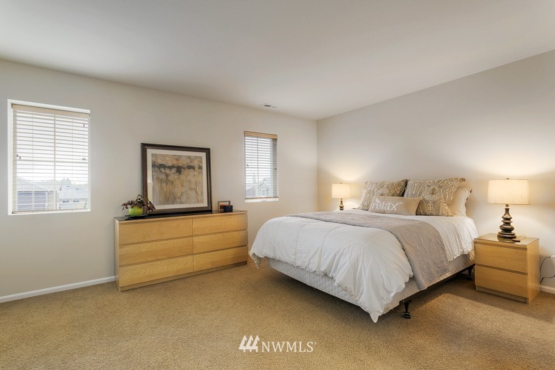 4210 167th Place Southeast Bothell, WA 98012 - Photo 9 of 19