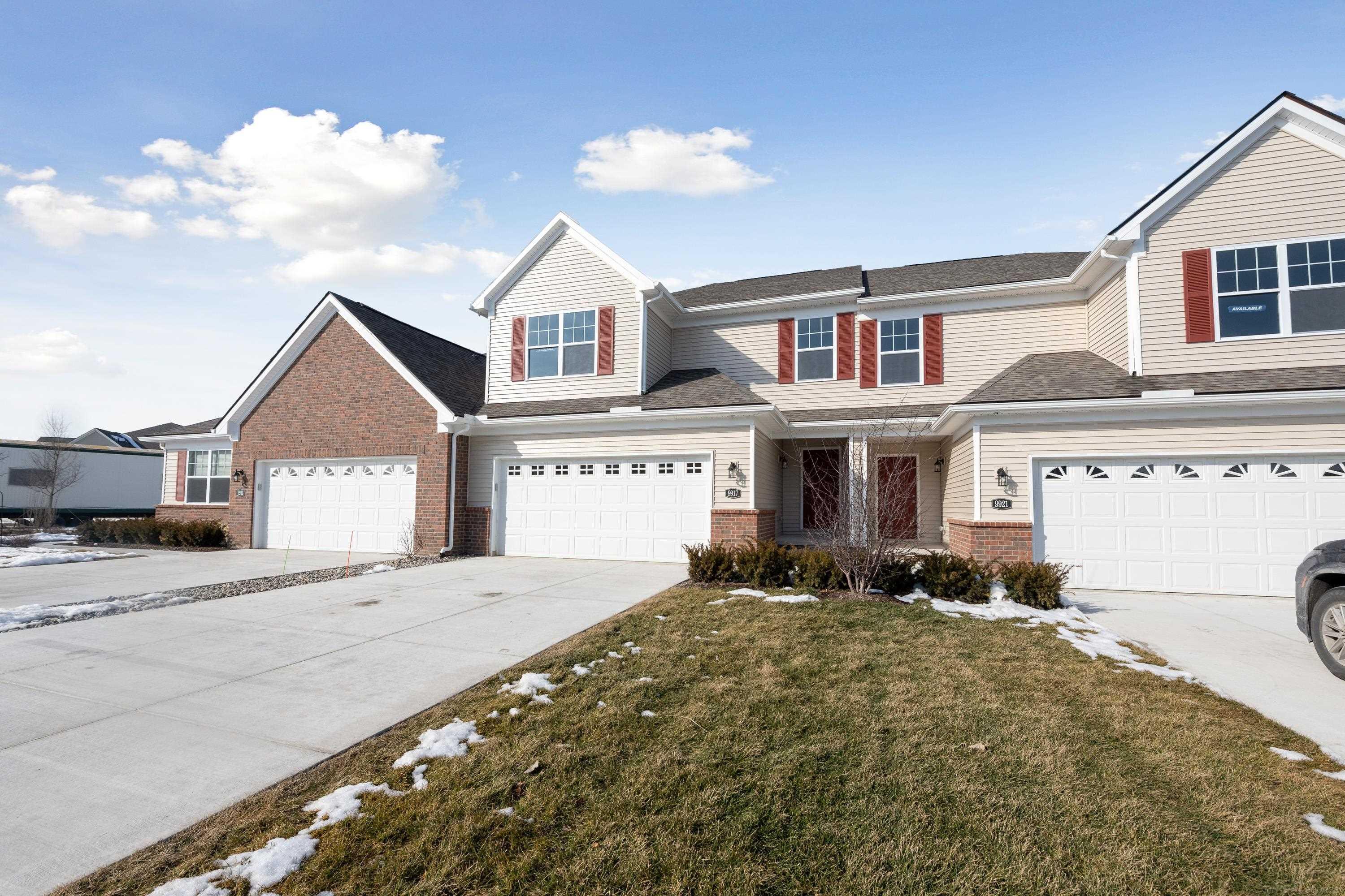 9921 Ridge Run Street Howell, MI 48855 - Photo 5 of 33 Side View