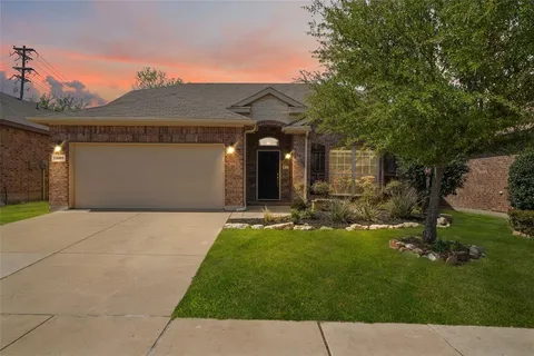 $424,999 | 13005 Palancar Drive, Fort Worth, TX 76244