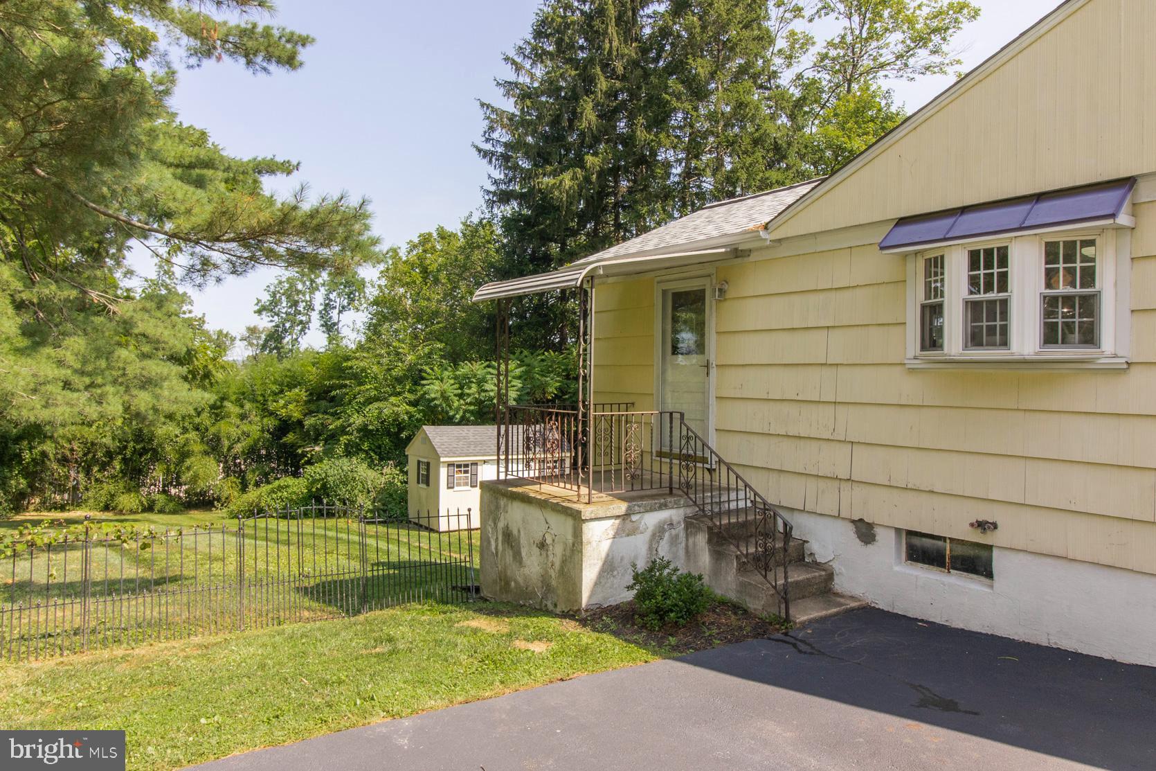 9 Fahnestock Road Malvern, PA 19355 - Photo 33 of 37